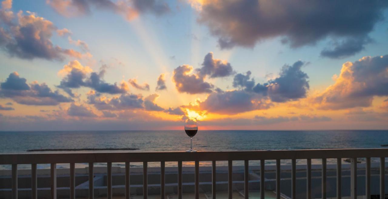 Sea View Apartment Suite Tel Aviv Buitenkant foto